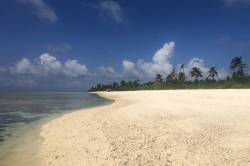 pláž na ostrově Mandhoo