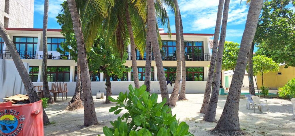 hotel na ostrově Maafushi Maledivy