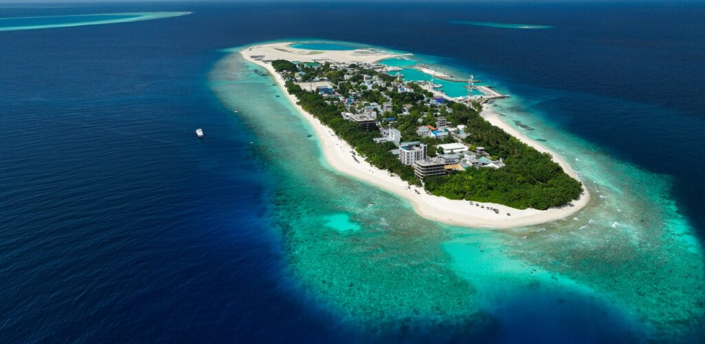 ostrov Ukulhas Maledivy