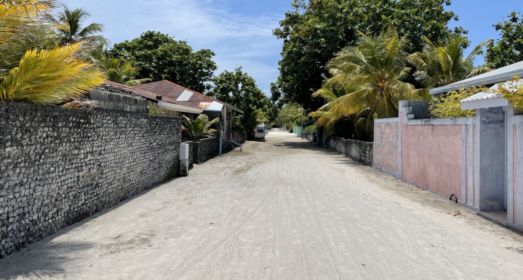 ulice a domy Kudarikilu Maledivy